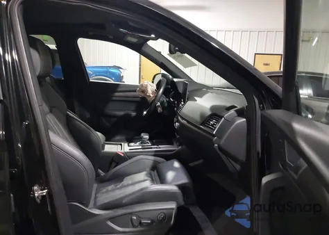 2021 Audi Q5 Sportback Premium Plus 45 Tfsi Quattro S Tronic from USA, damaged, VIN WA15AAFY0M2074111